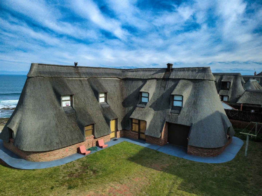 4 Bedroom Property for Sale in Stilbaai Wes Western Cape